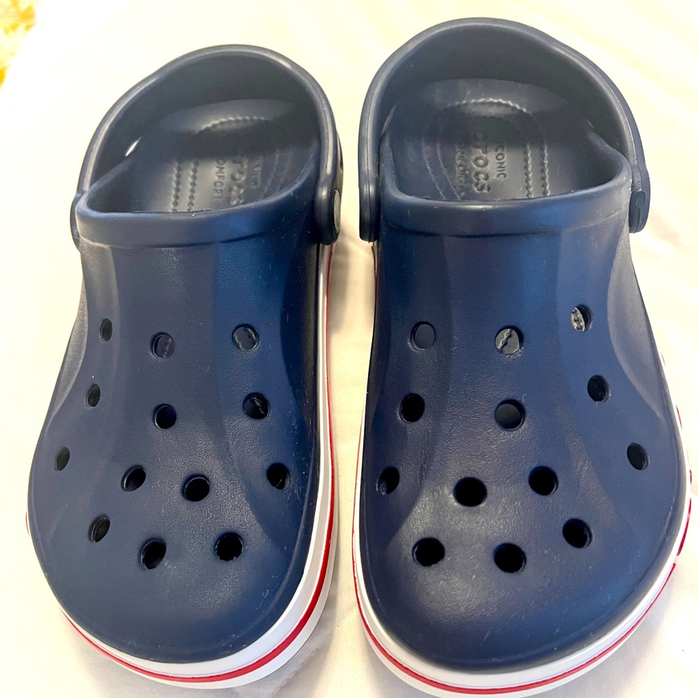 Brand New Navy Crocs, Never Worn!! Women’s Size W8